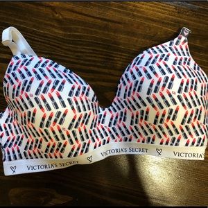 The T-shirt Wireless Bra